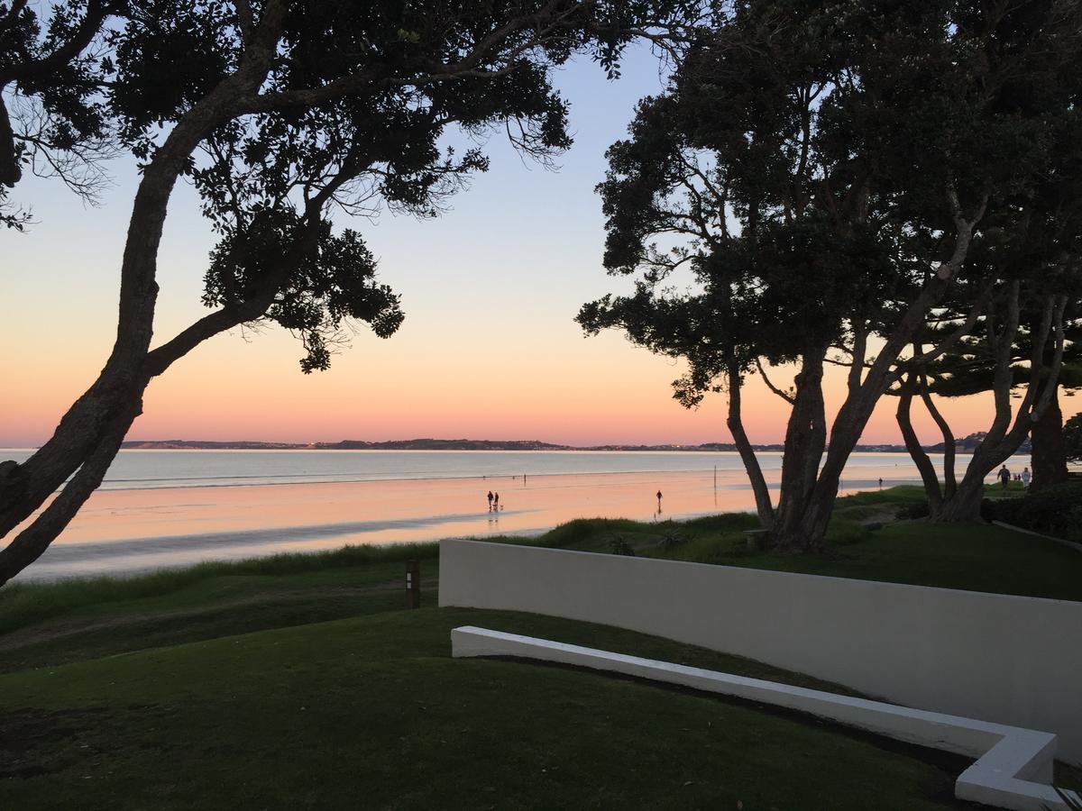 Orewa Beachfront Haven Exterior photo